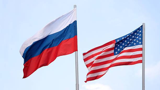ABD, Rusya'dan Metal İthalatını ve Ticaretini Yasaklayarak Ekonomik Baskıyı Artırıyor