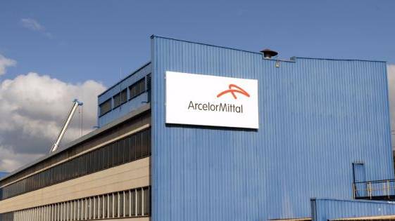 ArcelorMittal'a Almanya'da Karbon Salımını Azaltma Faaliyetlerini Desteklemek için 1,3 Milyar Euro Devlet Yardımı Onaylandı