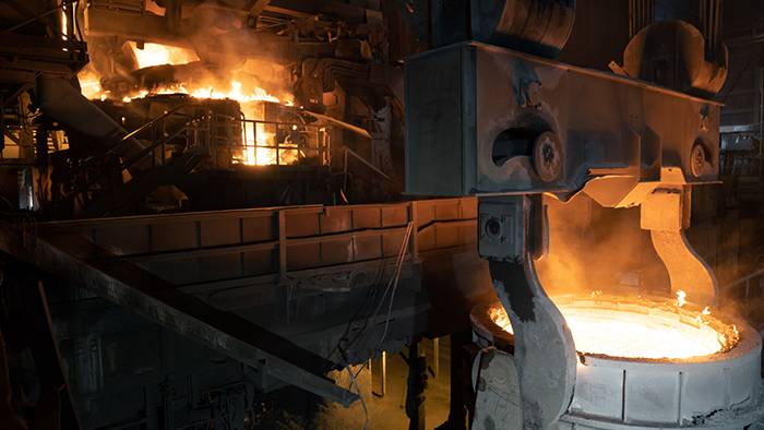Direkt İndirgenmiş Demir-Elektrik Eritme Fırını-Temel Oksijen Fırını (DRI-ESF-BOF) Yoluyla Çelik Üretimi