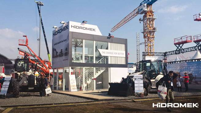 HİDROMEK Ürünlerini Çinde Tanıttı