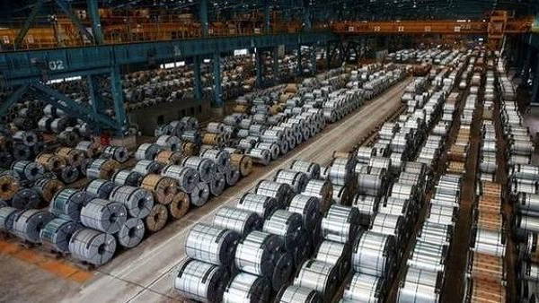 Nippon Steel, üretim kapasitesini düşürüyor