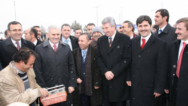 'Ulaşım sektörü Türkiye'de kalkınmanın lokomotifidir'