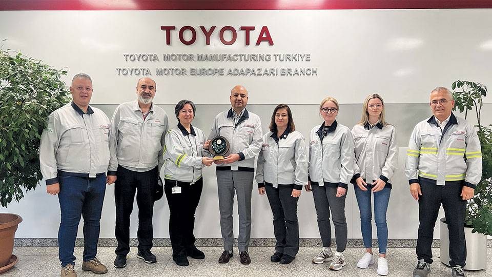 Toyota Otomotiv Sanayi Türkiye’ye Kadın Dostu Markalar’dan  Farkındalık Ödülü