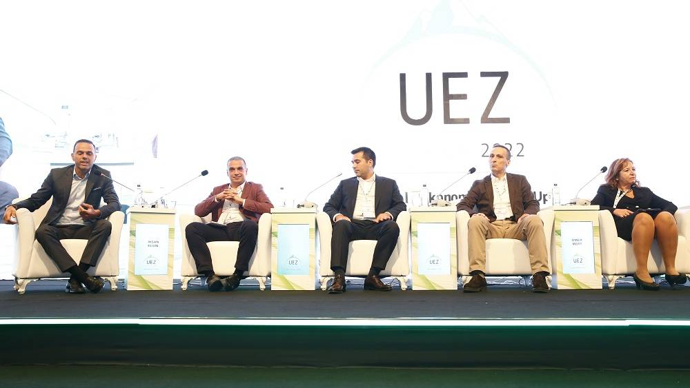 UEZ 2022'de Türkiye'nin ekonomideki yeni yol haritası konuşuldu 