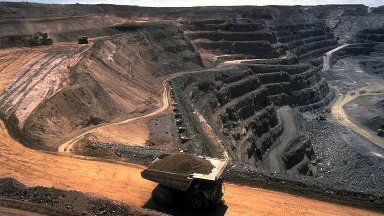 Ukrayna Demir Madencilik Şirketleri İhracatta Zorlukları Nasıl Aştı?
