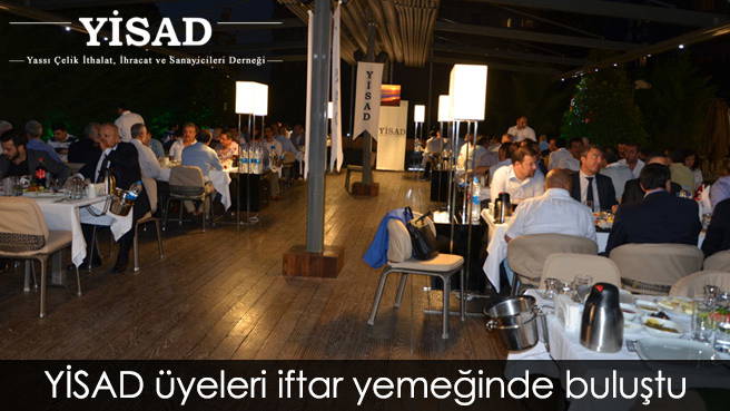 YİSAD üyeleri iftar yemeğinde buluştu